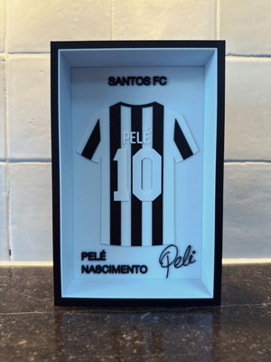 Pelé Nascimento #10 Santos FC logo collectible like new