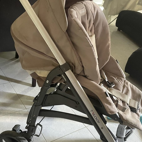 Inglesina Trilogy Baby Stroller used, converts to bed