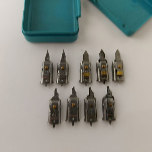 Pelikan Graphos set of 9 used drawing nibs #5604