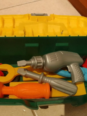 Children's tool kit case like new