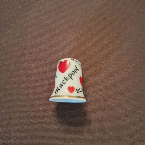 Porcelain thimble Blackpool like new