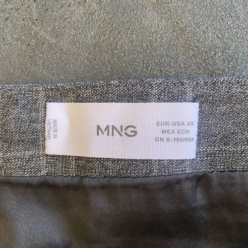 Mango short skirt like new, size XS