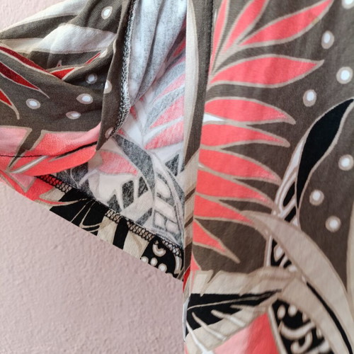 Maxi dress with tropical leaf pattern, plus size, lightweight