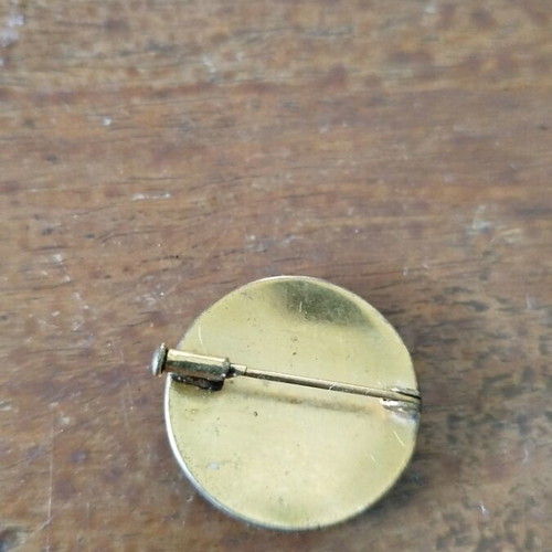 Damascene brooch like new, traditional Toledo design, 1960