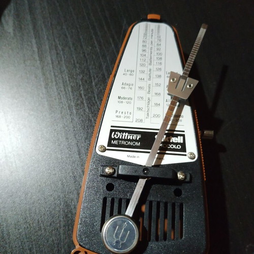 Wittner Taktell Piccolo mechanical metronome like new, brown