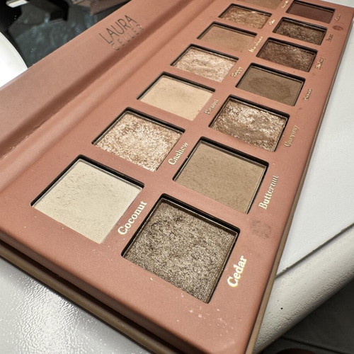 Laura Geller Beige and Brown Eyeshadow Palette used