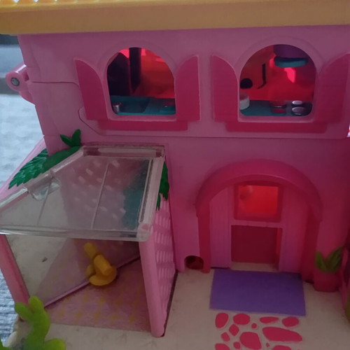 Polly Pocket Petland Hacienda Ranch House playset, vintage 2000 Mattel