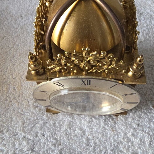 Swiza rare model small table clock like new, ca 1960