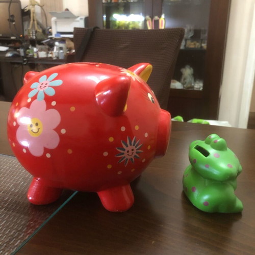 Ceramic piggy bank and frog set new, pack of 2