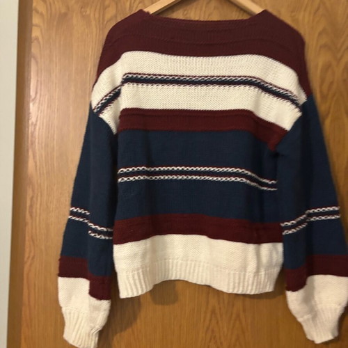 Shein colorful pullover like new, size M