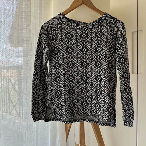 Bershka blouse black and white used, size XS