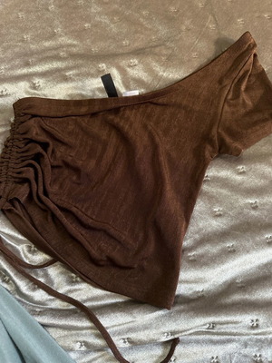 Brown one-shoulder top new, shiny, size S