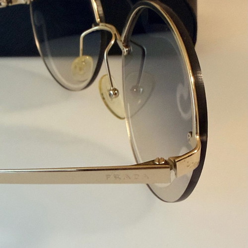 Prada 65TS ZVN0D0 36 women's sunglasses like new