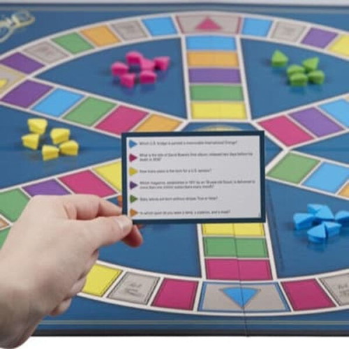 Trivial Pursuit Classic Edition Greek Edition like new