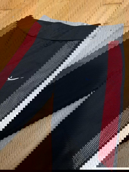 Nike κολάν