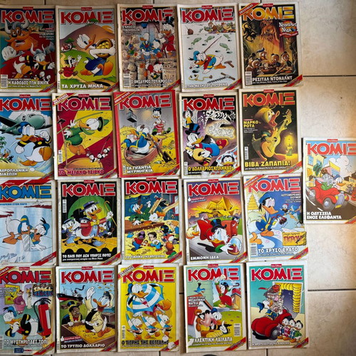 Disney magazine collection used, 227 issues including Mickey Mouse and Donald