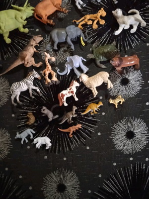Animal figure toys used, pack all together