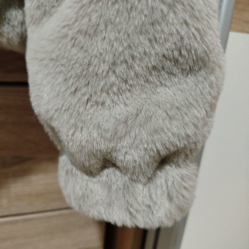 Women's fur jacket size M beige like new