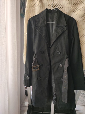 Trench coat black new, size L