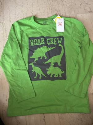 Boys' T-shirt new, size 122, green