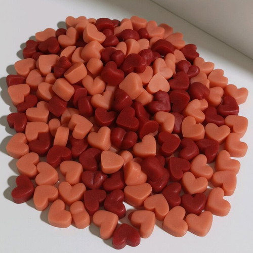 Pack of 150 heart-shaped wax melts new, natural scents of your choice