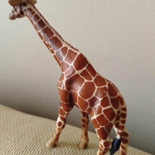 Schleich Male Giraffe Figure like new