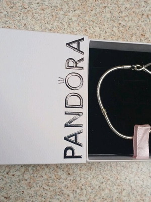 Pandora βραχιόλι 18 cm σαν καινούργιο