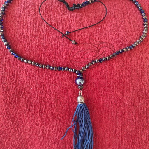 Handmade necklace with beads, like new, blue