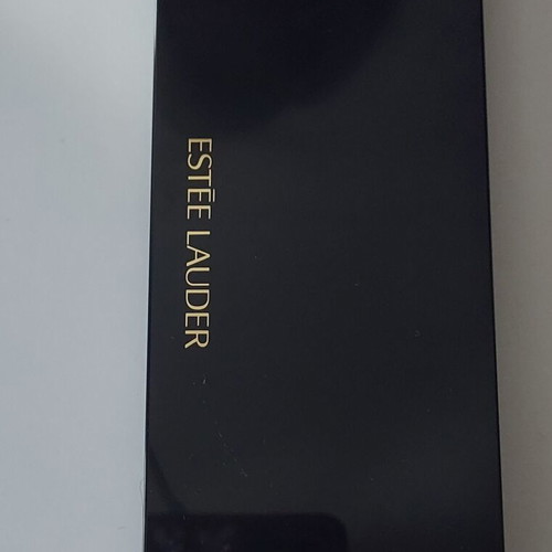 Κασετίνα με σκιές Estee Lauder καινούργια με καθρέφτη και πινέλο