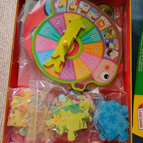 Preschool educational toy like new for learning time and seasons