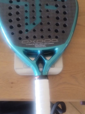 Oxdog Ultimate Pro Light padel racket like new, premium quality