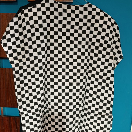 Vintage checkered shirt like new, size L, black and white