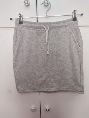 Bershka mini skirt like new, cotton, gray, size S
