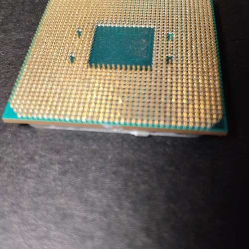 AMD Ryzen 3 2200G processor with cooler