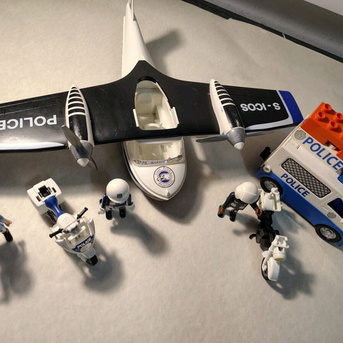 Playmobil police set used with helicopter, motorcycles and figures