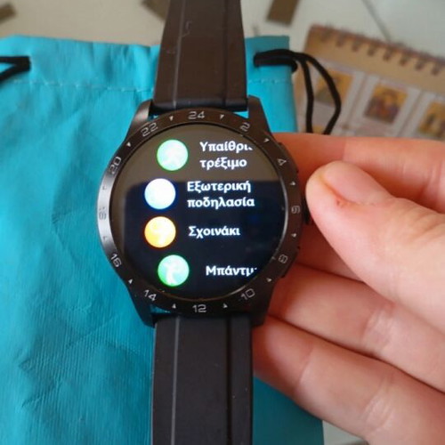Smart watch Hifuture Flex 2 40mm like new, black with heart rate monitor and waterproof