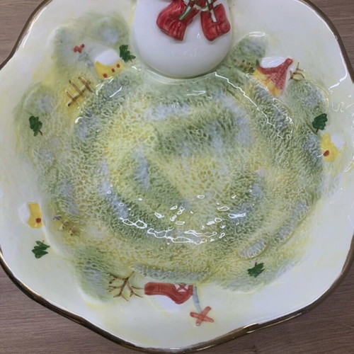 Christmas deep plate like new with snowman
