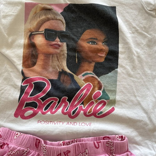 Barbie pajama set like new, size 128 cm, pink