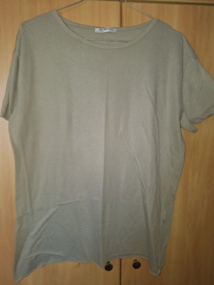 Zara gray blouse like new, size M