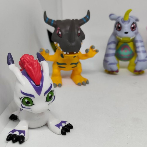 Digimon collectible figure set of 9 pieces like new