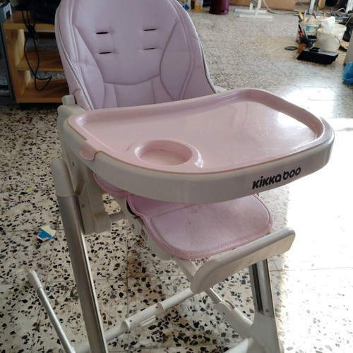 Pink adjustable high chair used, no straps