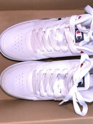 Champion обувки нови, бели, номер 41