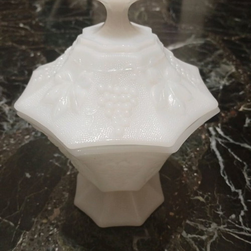Anchor Hocking milk glass vase candy dish like new with embossed grape pattern