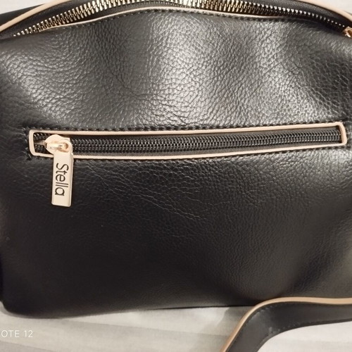 Crossbody bag new, stylish for everyday use