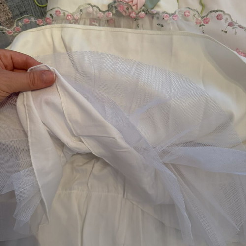 Cinderella dress like new, ecru color, age 2 years