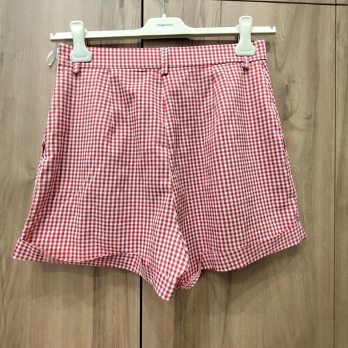 Anel gingham checkered shorts, red and white, size M