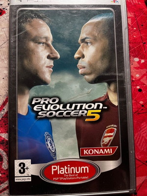 Pro Evolution Soccer 5 for PSP like new