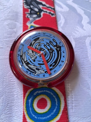 Pop Swatch ρολόι σαν καινούργιο, πολύχρωμο, λείπει το θυληκάκι
