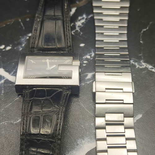 Gucci 100M G-Frame men's Swiss Quartz watch full set