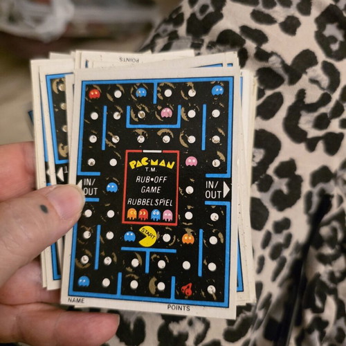 Pac Man sticker set 1982 used, 48 cards with Atari extras